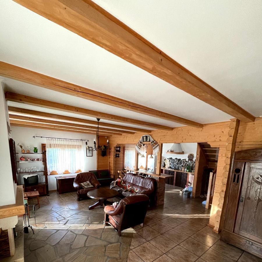 На Полумистому Villa Mykulytjyn Exteriör bild